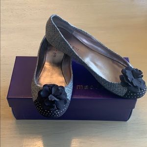 EUC Hooray Madden Girl Flats.